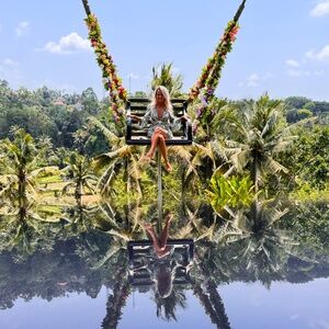 Meet your Posher, Kyndra